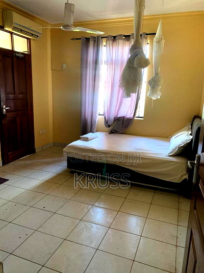 3bdrm Apartment in Nyali for sale - Image 7