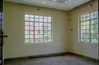 3bdrm Maisonette in Green Park Estate, DayStar Area for rent - Image 7