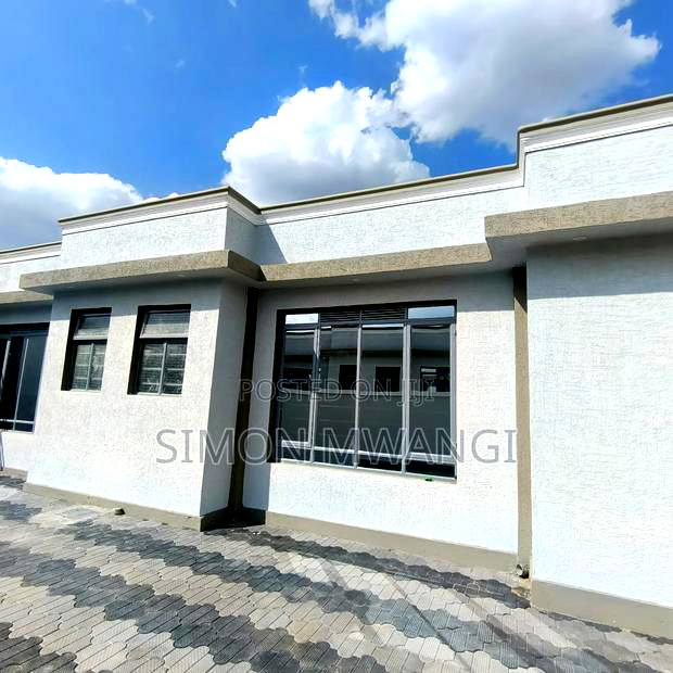 4bdrm Bungalow in Ruiru Mugutha Off for sale