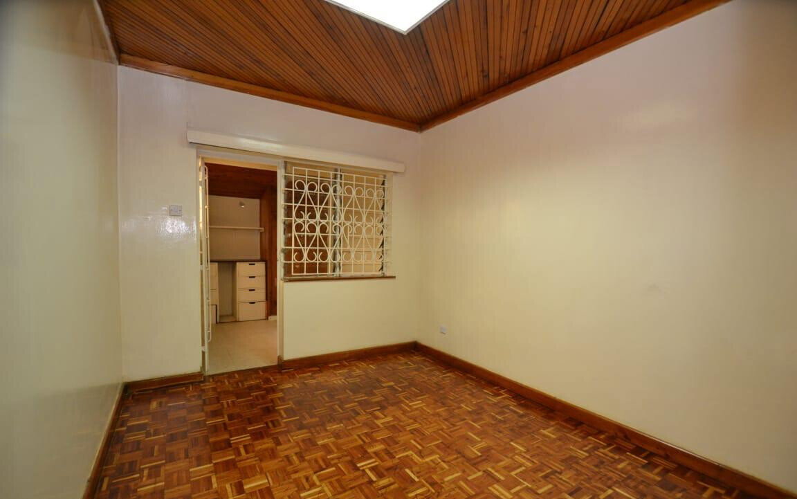 4-Ensuite Townhouse Steps from Westgate Mall - Westlands