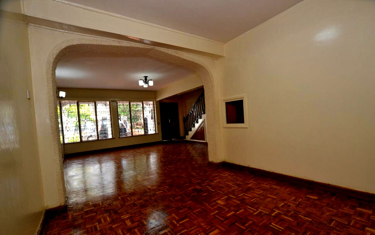 4-Ensuite Townhouse Steps from Westgate Mall - Westlands