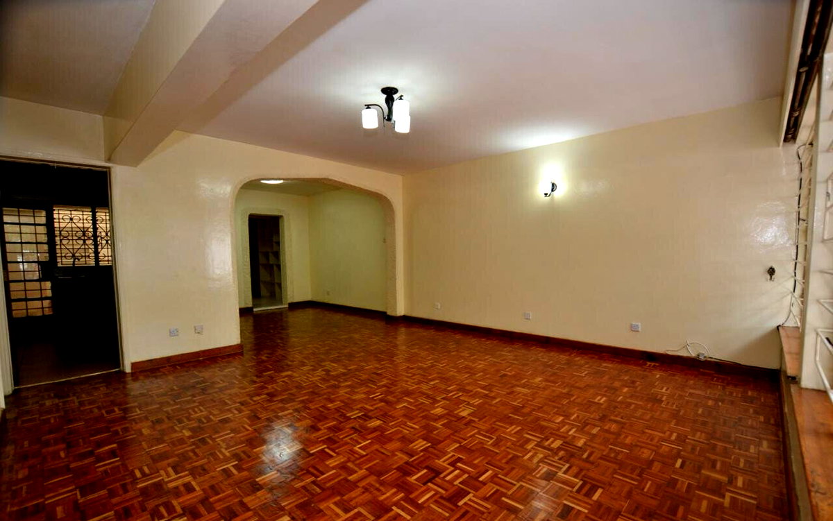 4-Ensuite Townhouse Steps from Westgate Mall - Westlands