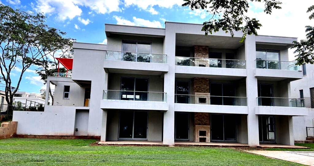 5-Ensuite Villas with Clubhouse & Pool – Karen Construction Ongoing