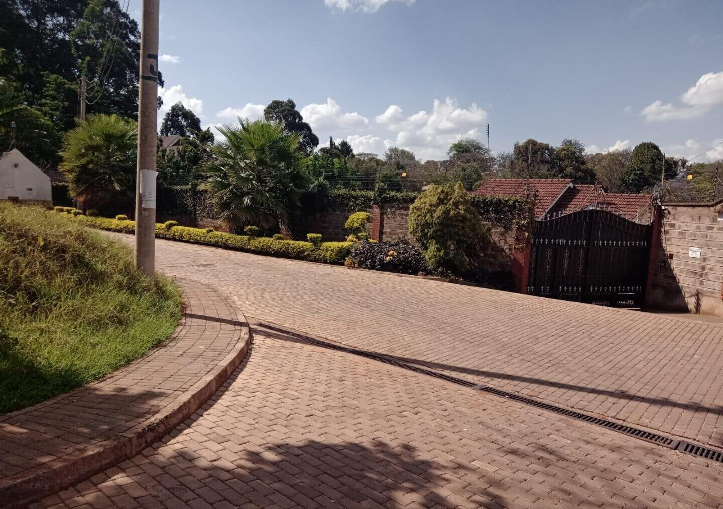 Half Acre Runda Plot at KSh 55M