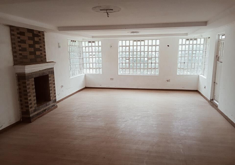 6-Bedroom Executive Home with Private Balcony - Thome, Nairobi
