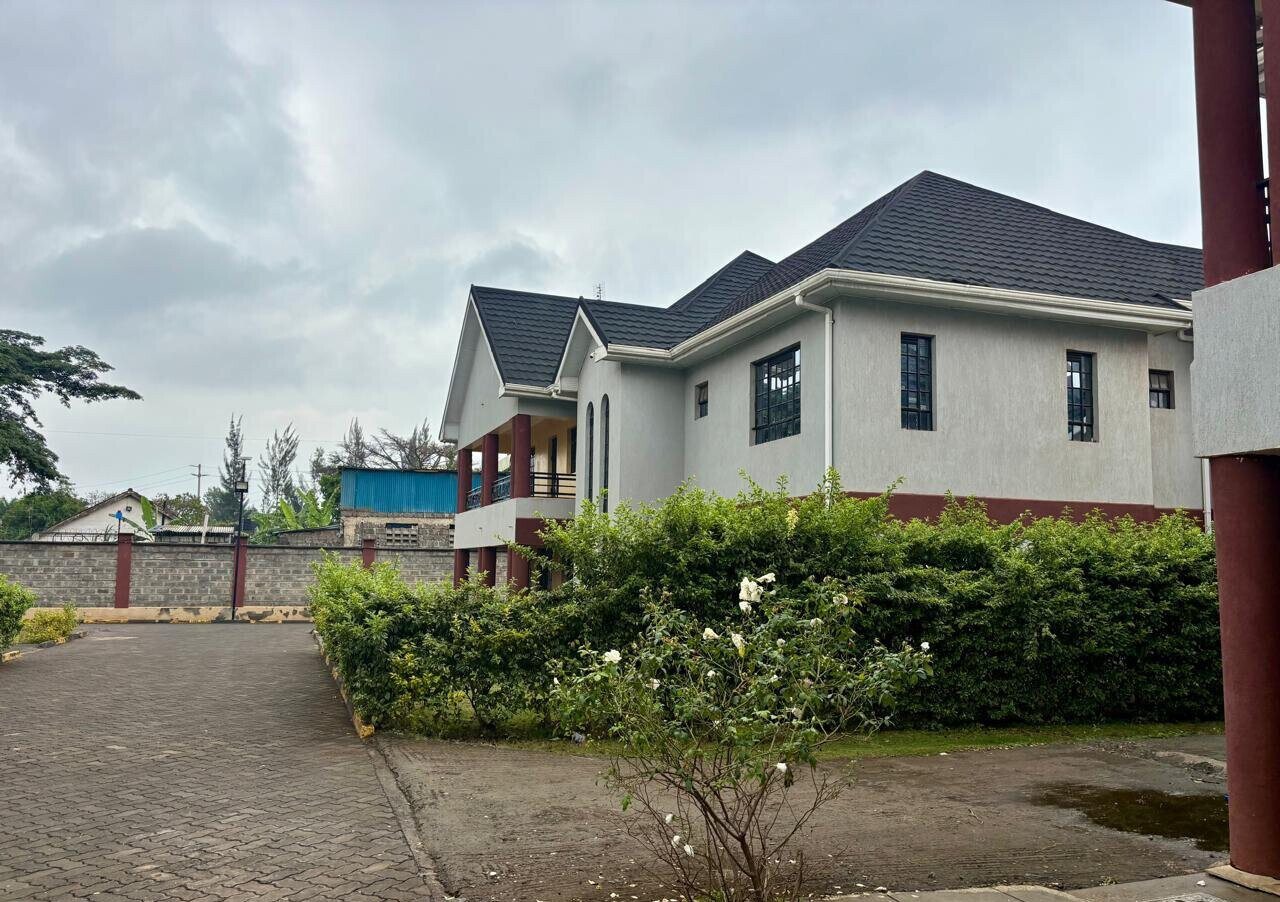 5BR Garden Estate Villa
