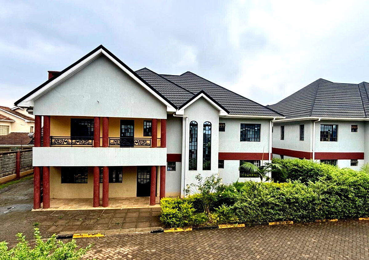 5BR Garden Estate Villa