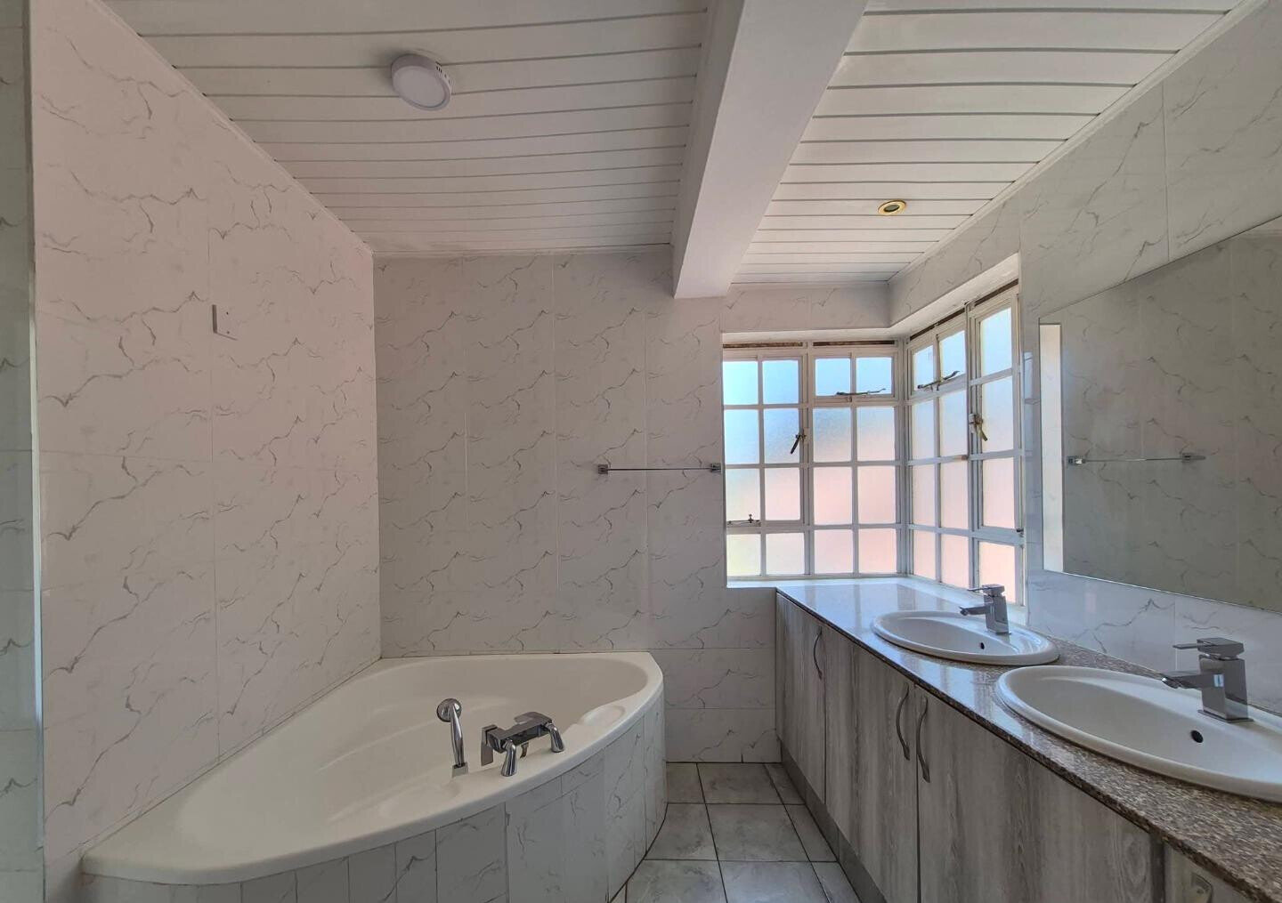 50x100 Garden Home at KSh 645K