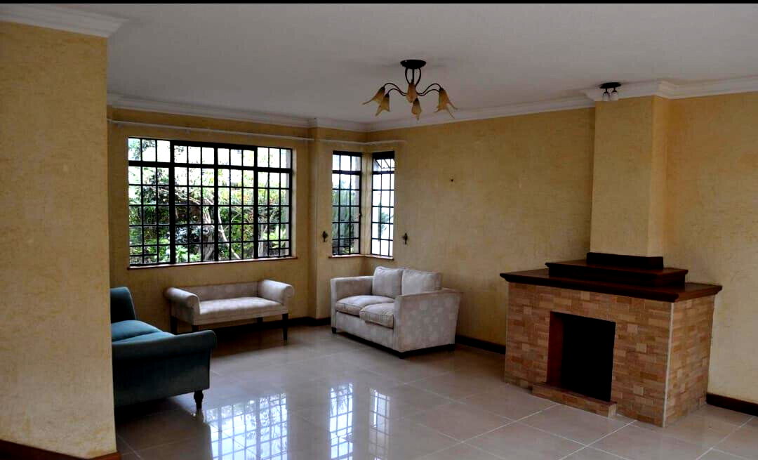 4BR Townhouse with Sunken Lounge & Fireplace on Grevillea Grove - Westlands