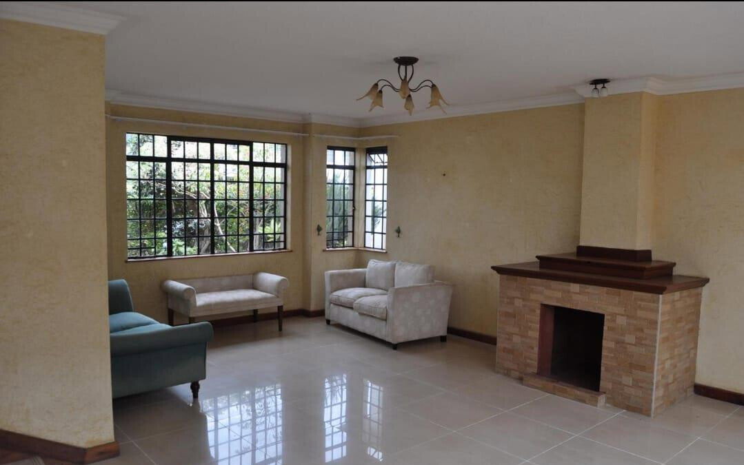 4BR Townhouse with Sunken Lounge & Fireplace on Grevillea Grove - Westlands