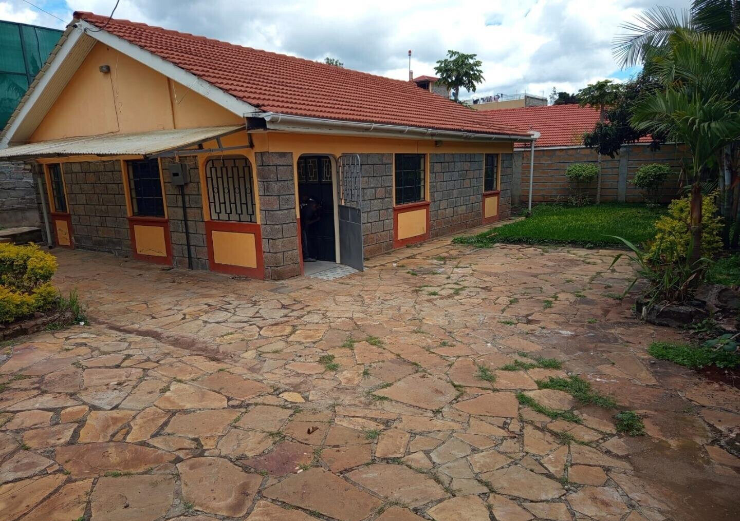KSh 70K 3BR Bungalow with Garden