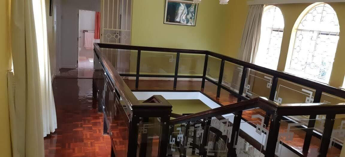 6BR Townhouse with DSQ & Mature Garden - Gigiri