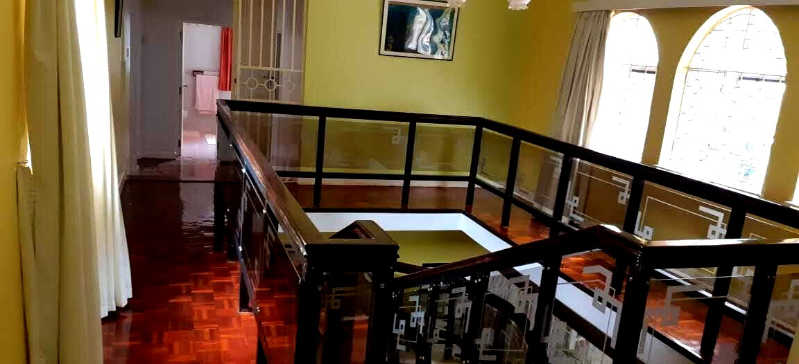 6BR Townhouse with DSQ & Mature Garden - Gigiri