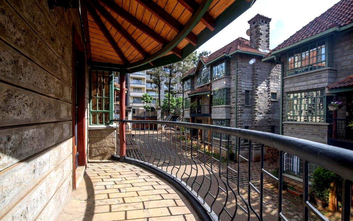 5BR All-Ensuite Townhouse with DSQ & Generator - Kileleshwa