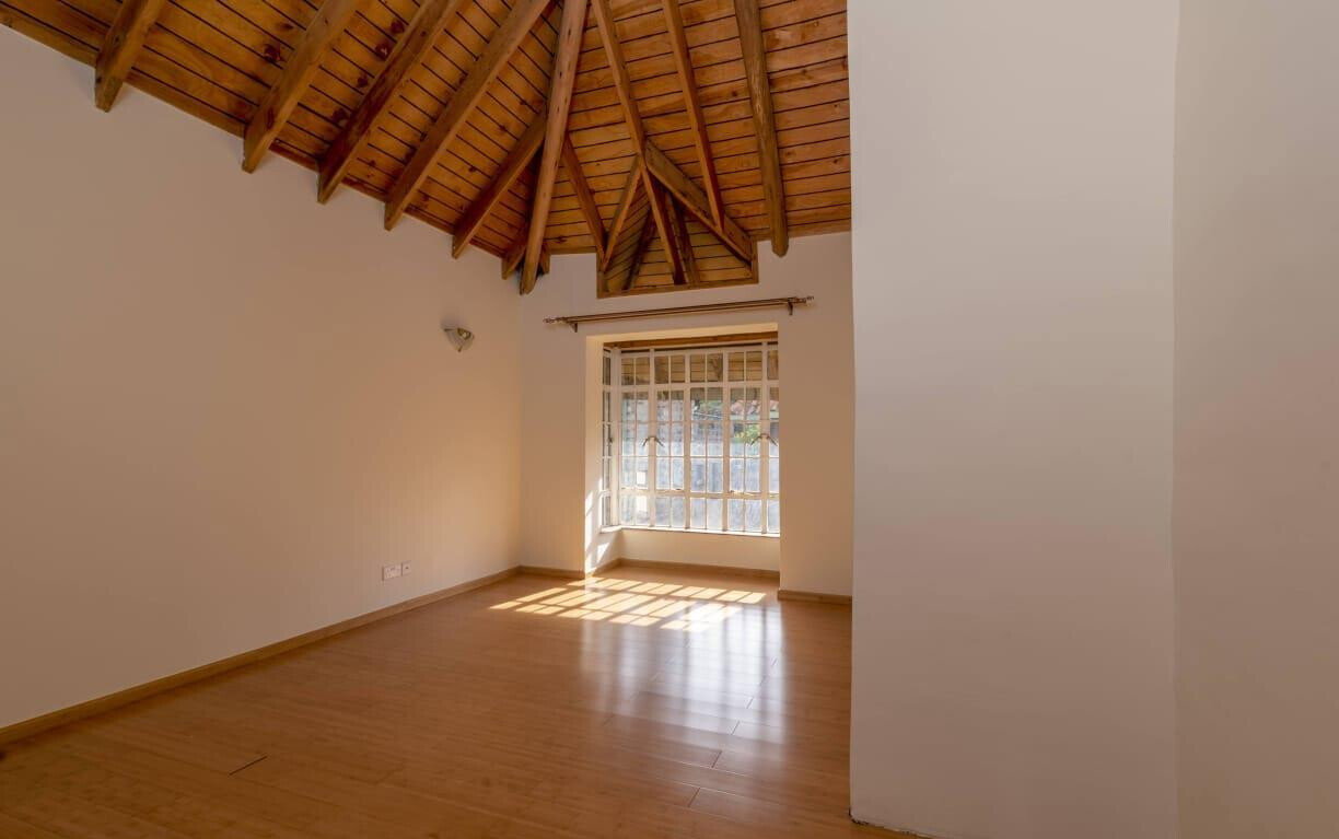5BR All-Ensuite Townhouse with DSQ & Generator - Kileleshwa