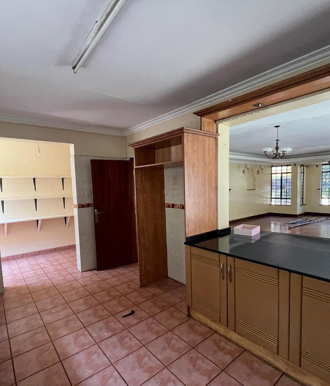 5-Ensuite Townhouse with Pool & Family Room - Lavington