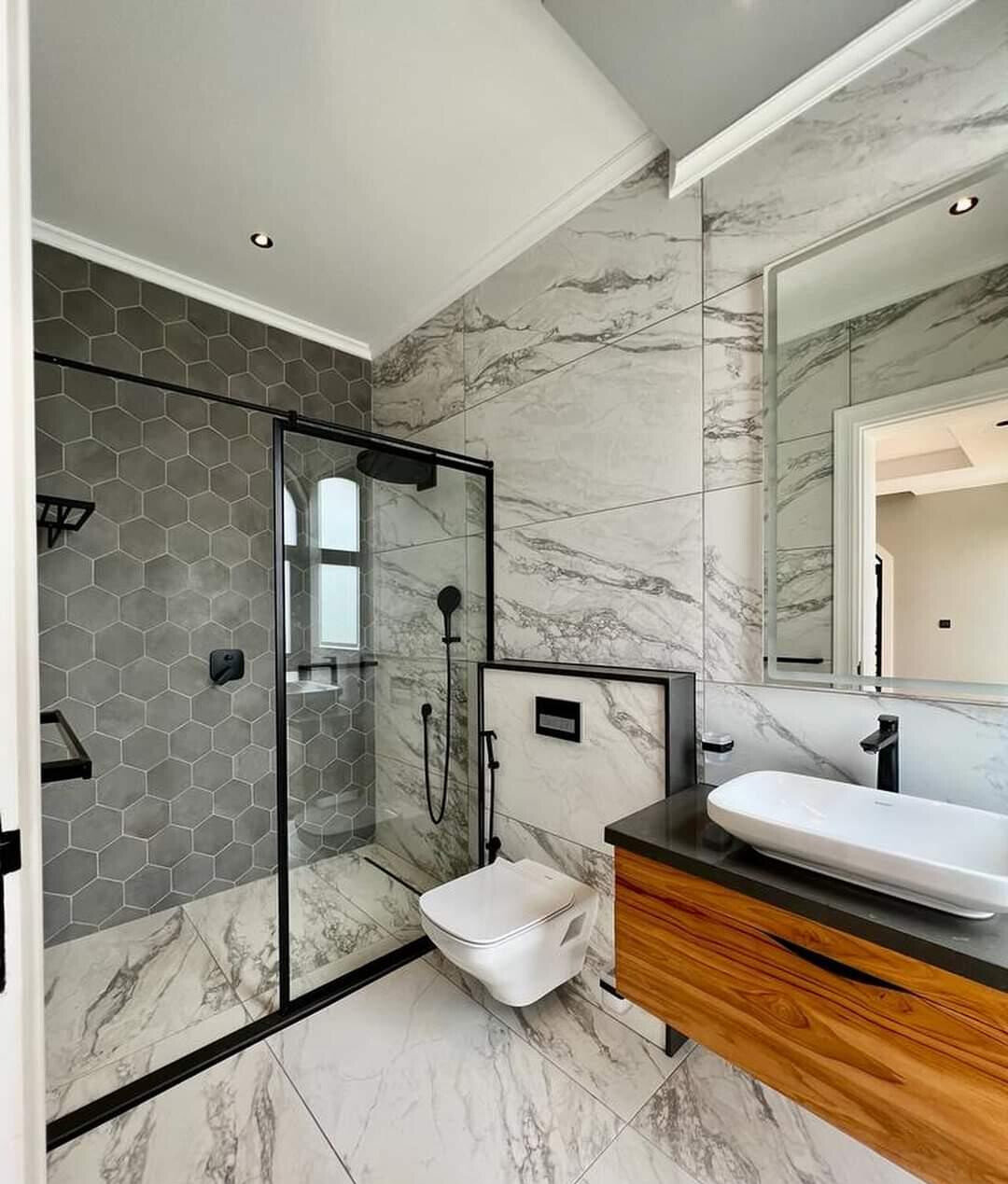 5-Ensuite Townhouse with Rooftop Terrace & Smart Home - Loresho