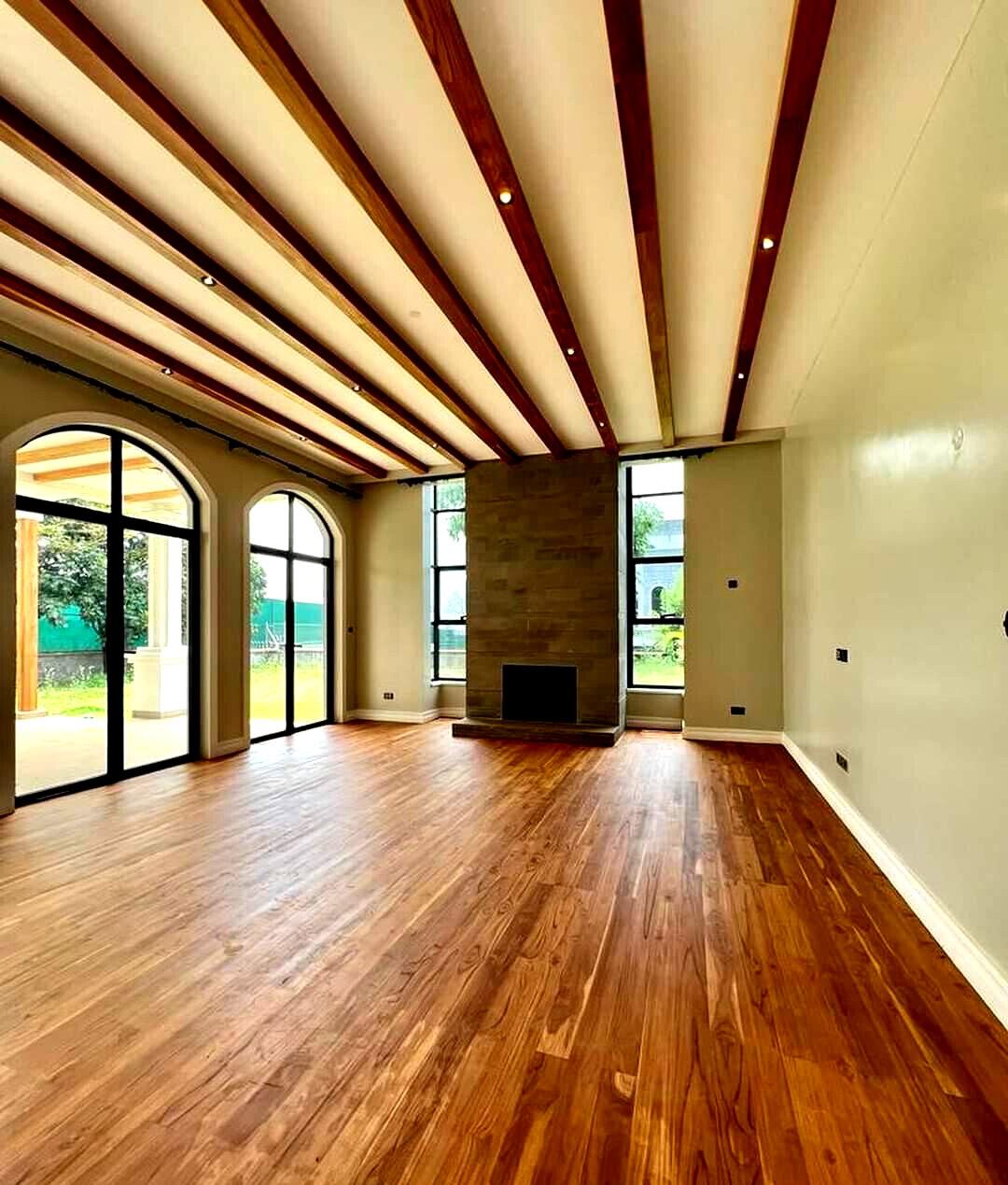 5-Ensuite Townhouse with Rooftop Terrace & Smart Home - Loresho