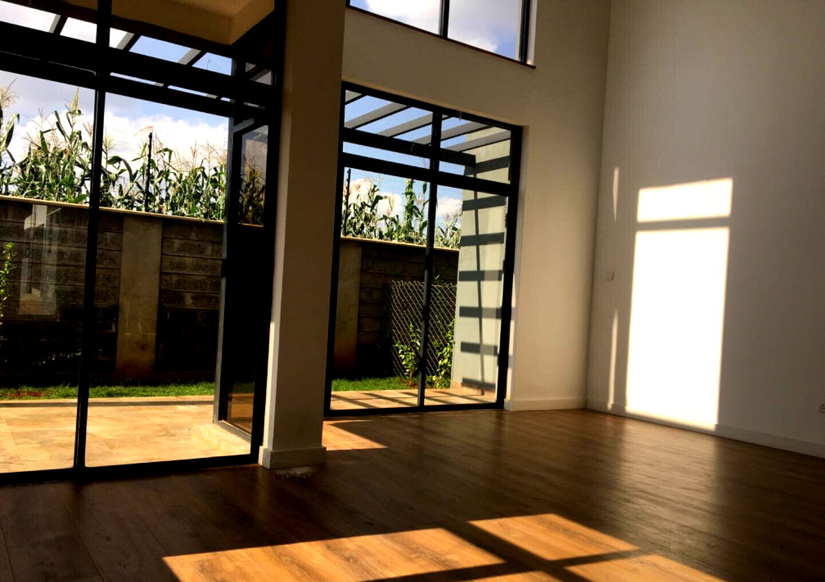 4BR Townhouse with DSQ & Sunken Living Room - Loresho
