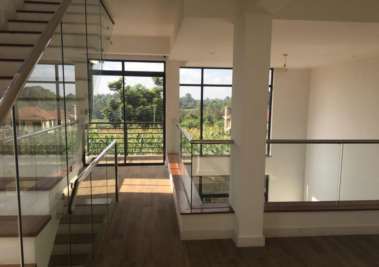 4BR Townhouse with DSQ & Sunken Living Room - Loresho