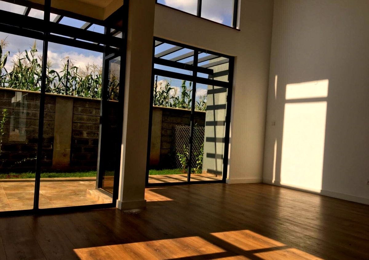 4BR Townhouse with DSQ & Sunken Living Room - Loresho