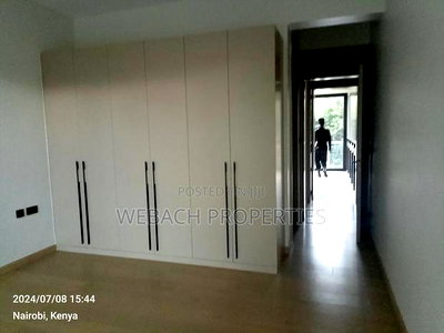 4bdrm Villa in Lavington for sale - Image 9