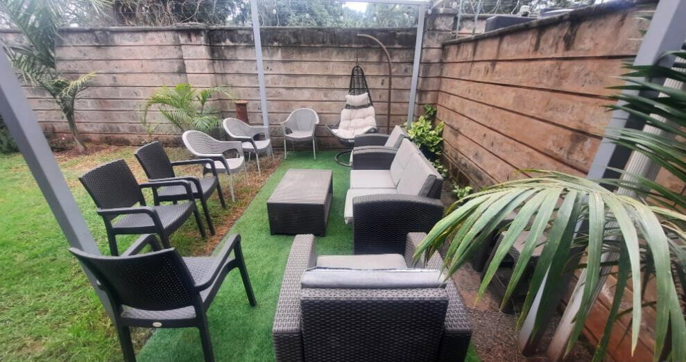 5BR Townhouse with Private Garden & Parking - Kileleshwa