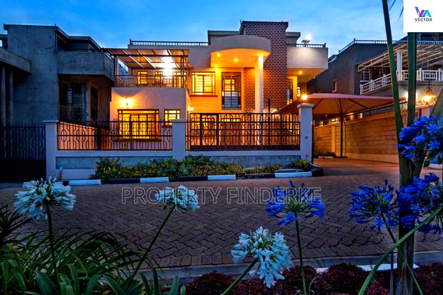 4bdrm Townhouse/Terrace In Oluluua Road, Kibiku For Sale