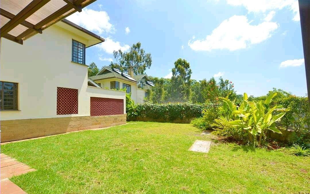 5-Ensuite Townhouse with Fireplace & DSQ - Lower Kabete
