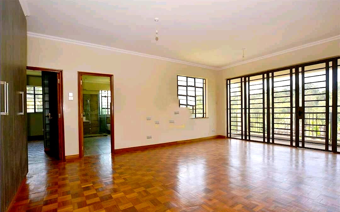 5-Ensuite Townhouse with Fireplace & DSQ - Lower Kabete