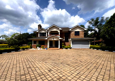 Half Acre 6BR Haven at KSh 550K