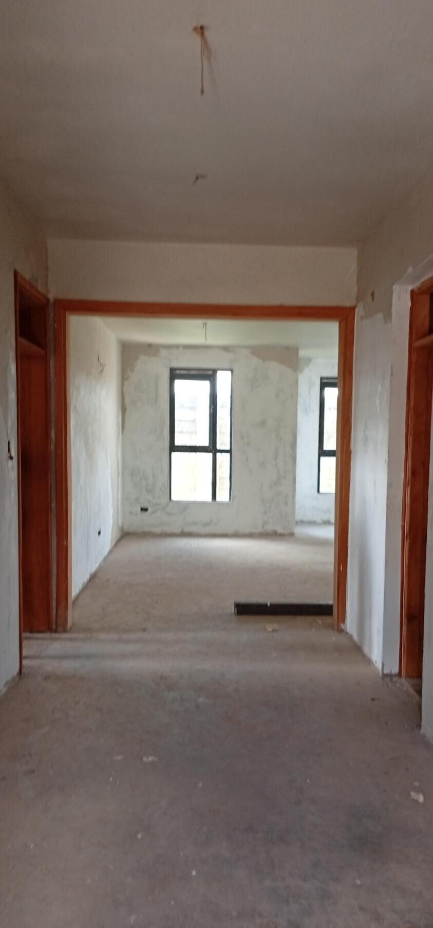 Half-Acre Townhouse with Sunken Living Room & Fireplace – Karen