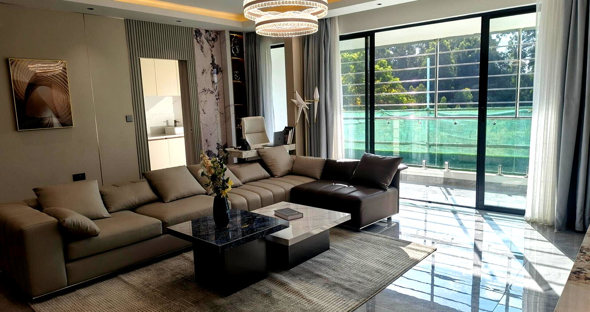 2BR En-Suite with Pool & Gym Access - Kilimani