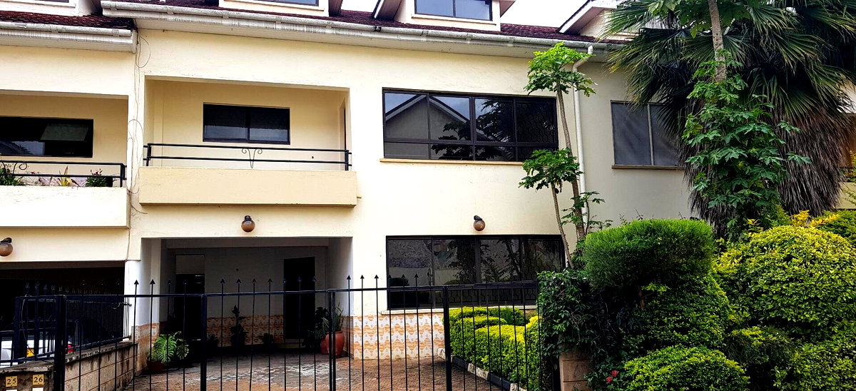 5-Ensuite Townhouse with Rooftop Terrace & DSQ - Lavington