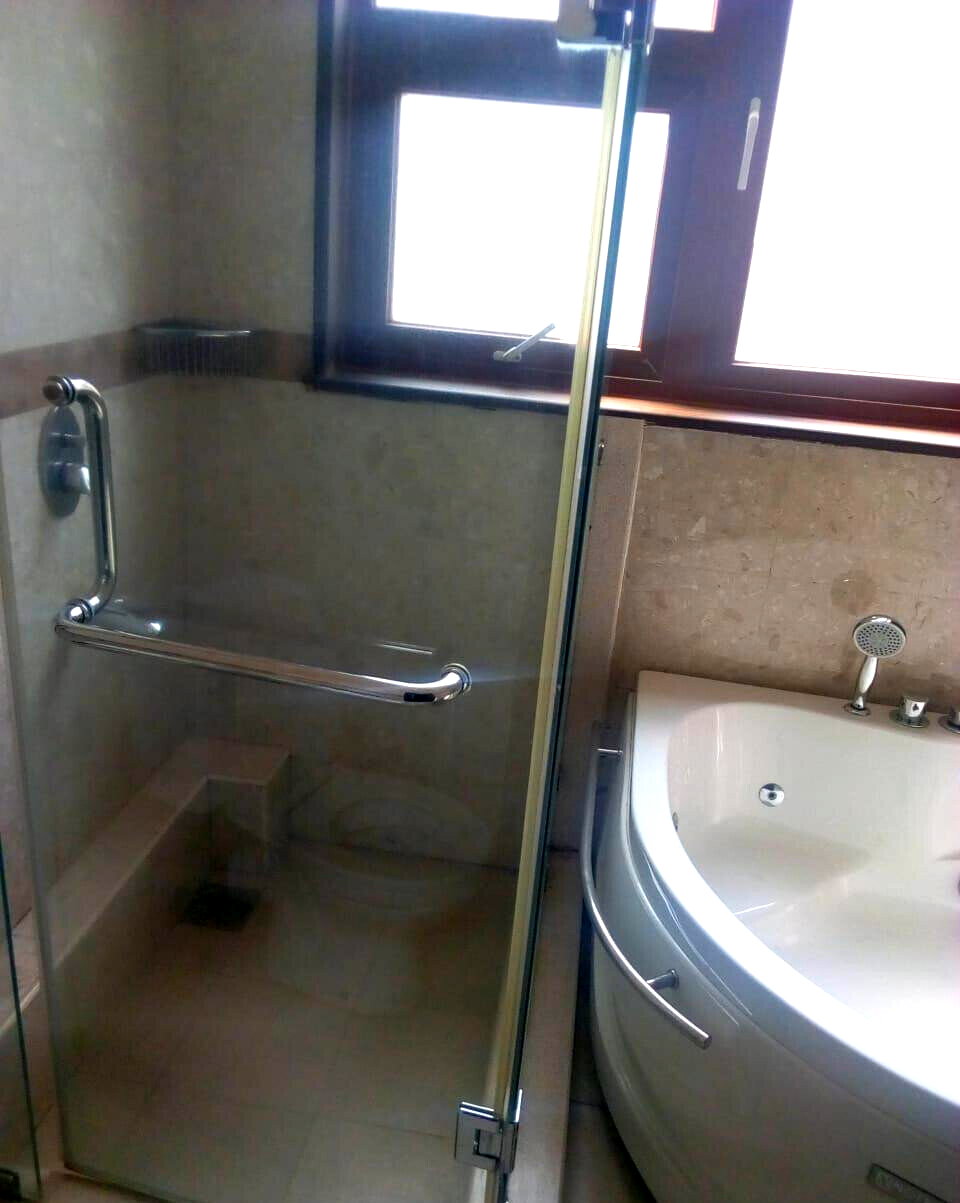 Newly Built 4BR Townhouse with Pool & DSQ - Westlands