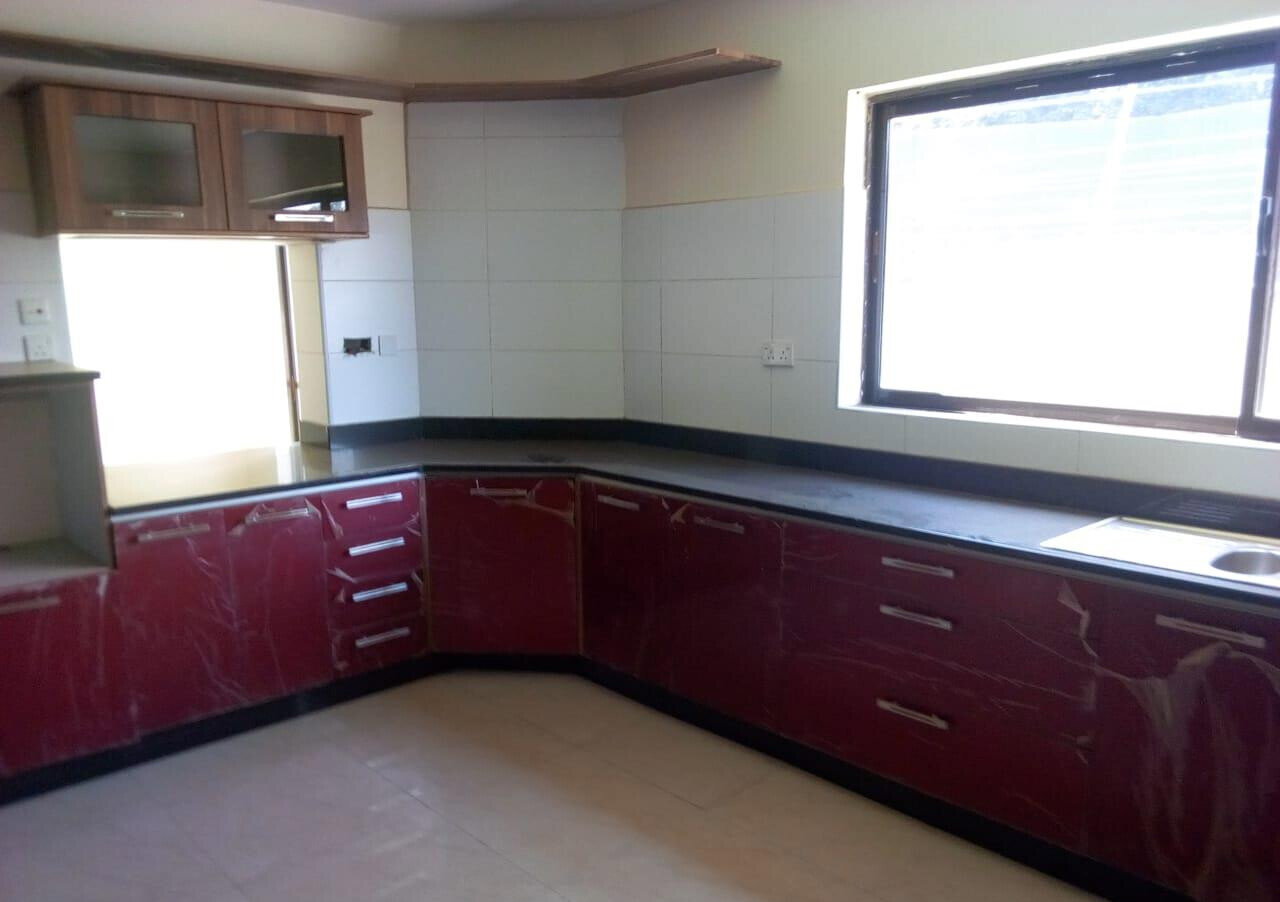 Newly Built 4BR Townhouse with Pool & DSQ - Westlands