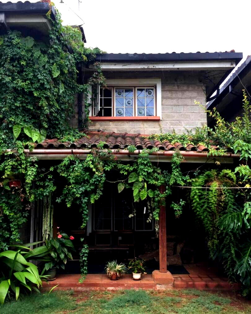 5BR Townhouse with Expansive Garden & Parking - Lavington