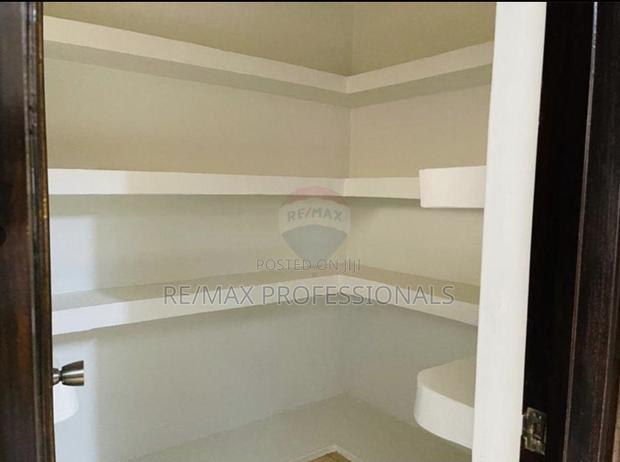 5bdrm Townhouse/Terrace in Raphta Road Area for sale