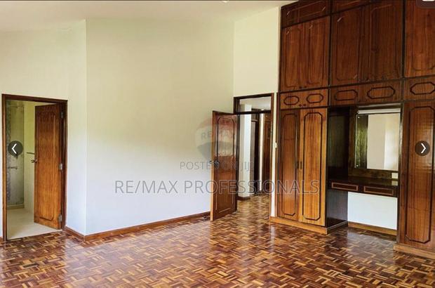 5bdrm Townhouse/Terrace in Raphta Road Area for sale