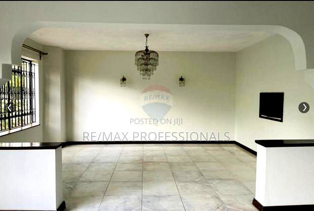 5bdrm Townhouse/Terrace in Raphta Road Area for sale