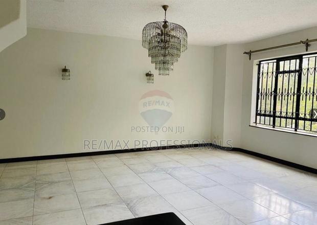 5bdrm Townhouse/Terrace in Raphta Road Area for sale