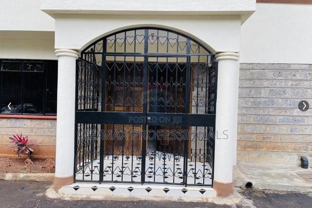 5bdrm Townhouse/Terrace in Raphta Road Area for sale