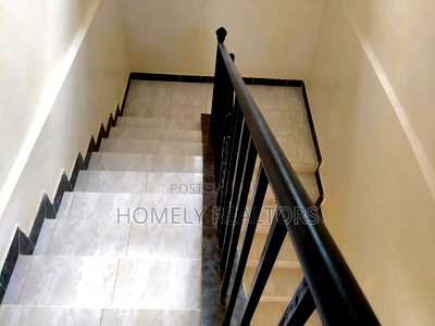 5bdrm Maisonette in Acacia Gated Estate, Ongata Rongai for sale - Image 14