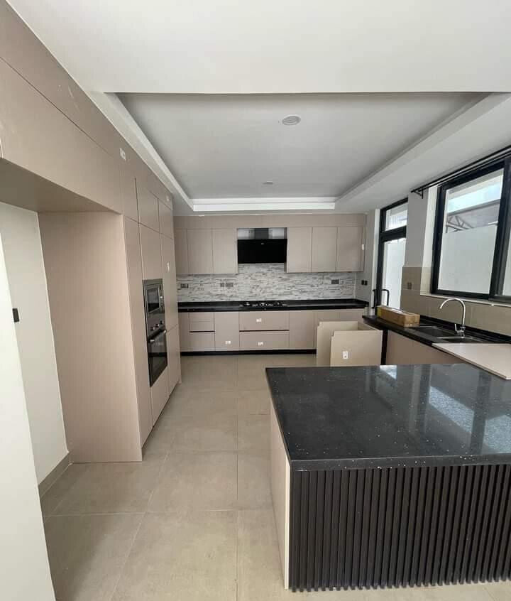 Last 2 Units: 5-Ensuite Townhouse with Rooftop Lounge - Lavington