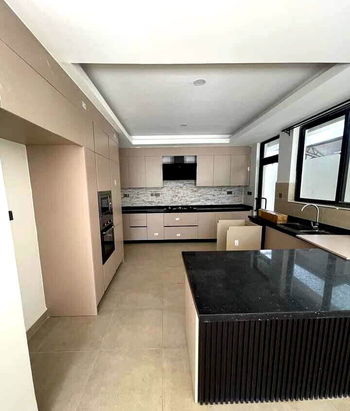 Last 2 Units: 5-Ensuite Townhouse with Rooftop Lounge - Lavington