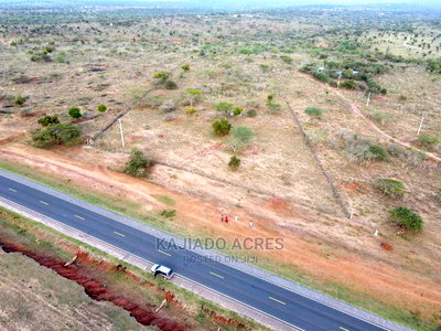 Prime 5 Acres Touching Namanga Tarmac at 2.2m Per Acre - Image 7