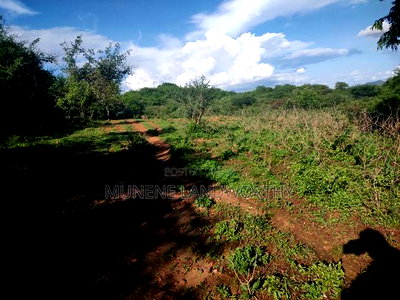 Embu County,Mutuobare Agri/Commercial Land Near the Tarmac - Image 14