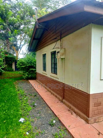 3bdrm Bungalow in Parliament, Syokimau for rent - Image 3