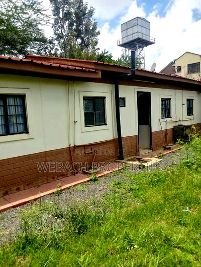 3bdrm Bungalow in Parliament, Syokimau for rent - Image 2