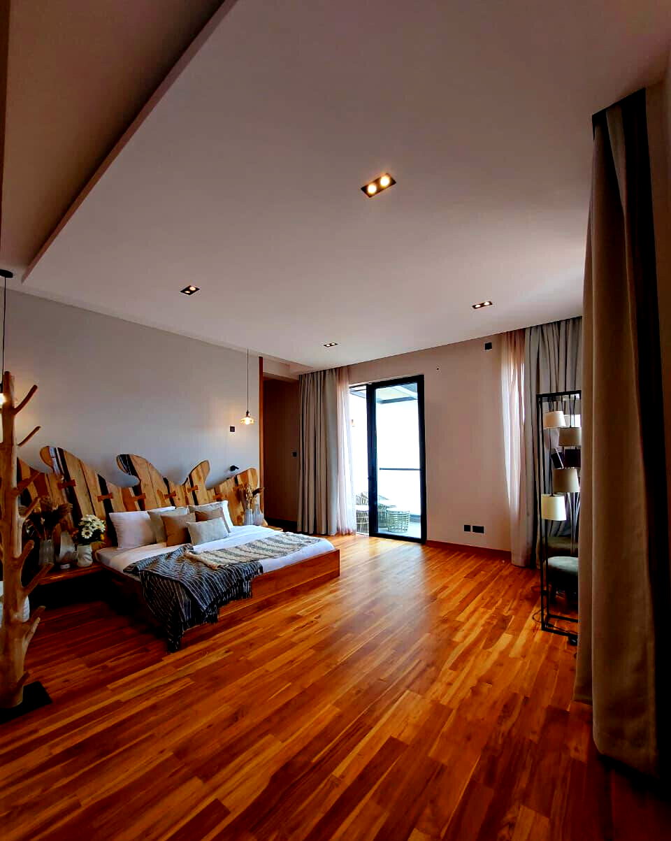 5BR En-Suite Townhouse with Pool & DSQ - Loresho